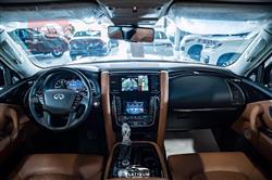 Infiniti QX80